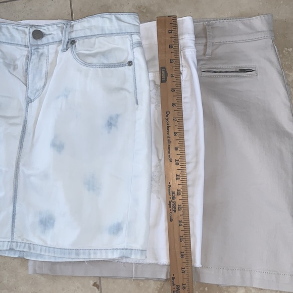 EUC Set of 3 Loft denim mini skirts  1-white distr 1- acid blue 1-khaki ALL sz 4 - Picture 16 of 16